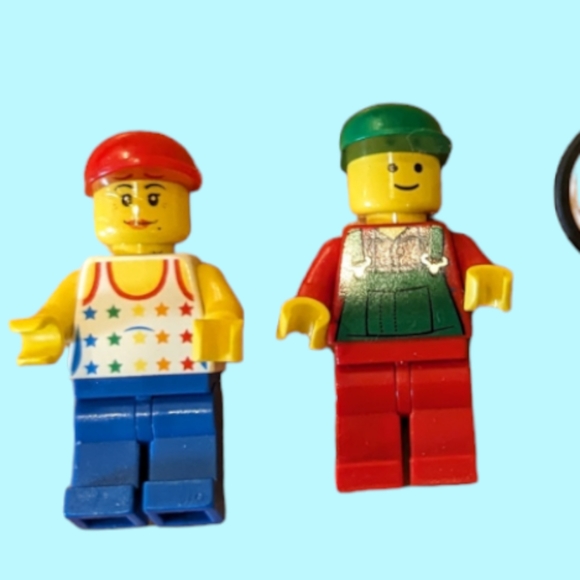 LEGO rare mini figs Skateboard/Longboard & Bicycle riders bundle - Picture 15 of 16